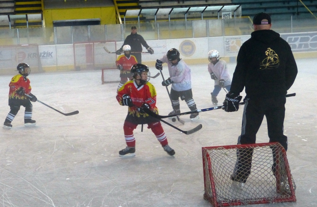 Hokejový kemp ostrožské mládeže proběhne v srpnu v Brumově - Bylnici